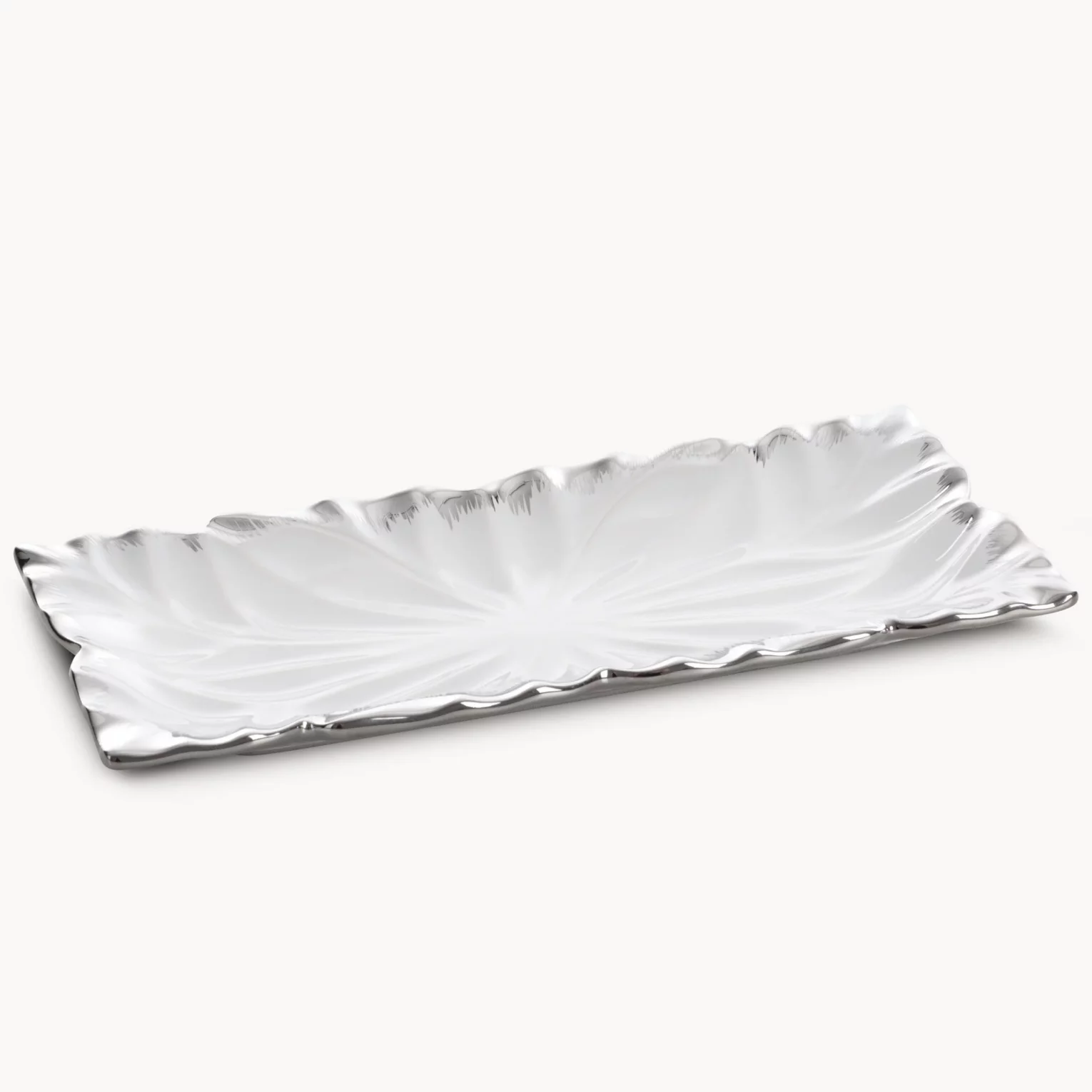 Patera ceramiczna dekoracyjna biało-srebrna zdobiona wypukłym wzorem 28x13x3 cm NIRA