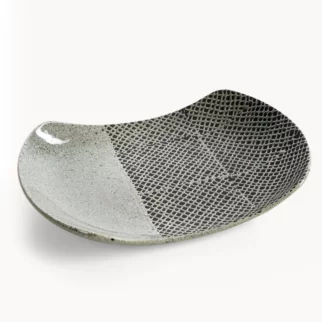 Patera dekoracyjna stalowa w nowoczesnej stylistyce 32x23x5 cm NORI