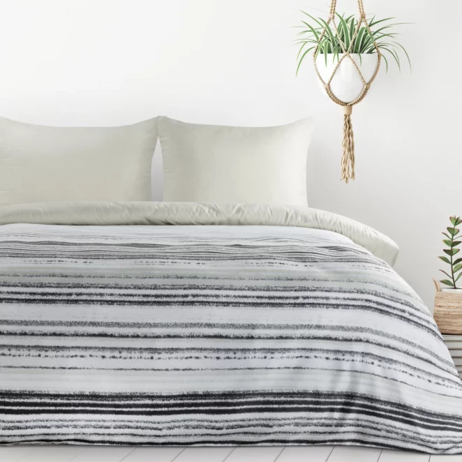 Pościel 140x200 cm komplet 2 częściowy z mikrowłókna kolor biały, grafitowy z motywem pasów VERANO3 Design 91