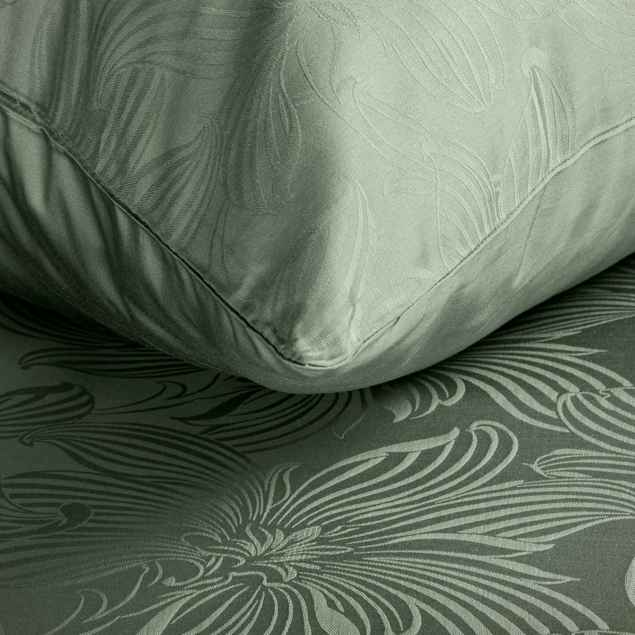 Pościel bawełniana tencel 220x200 cm komplet 3 częściowy kolor zielony z żakardowym motywem roślinnym - TULIA1