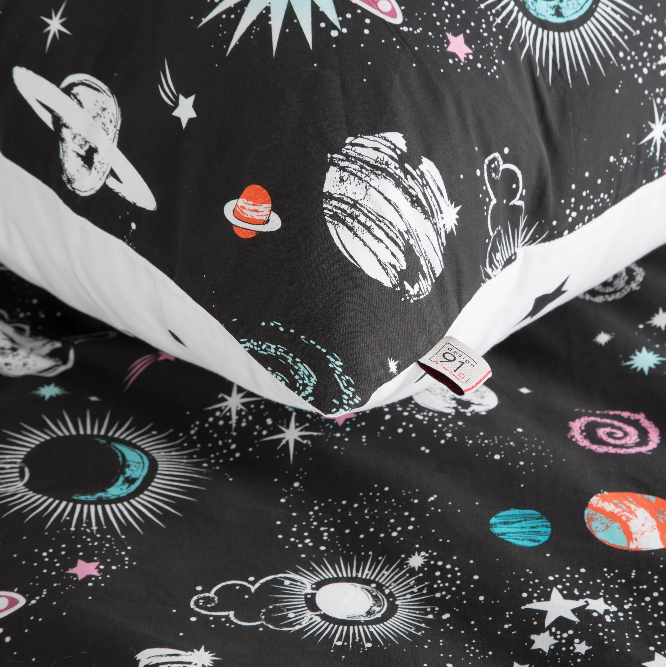 Pościel dziecięca bawełniana 160x200 cm komplet 3 częściowy kolor czarny, biały z wzorem kosmosu Design 91