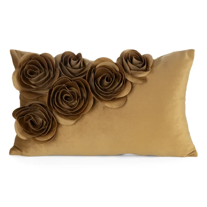 Poszewka na poduszkę 30x50 cm miodowa welwetowa zdobiona trójwymiarowymi różami  FLORES1