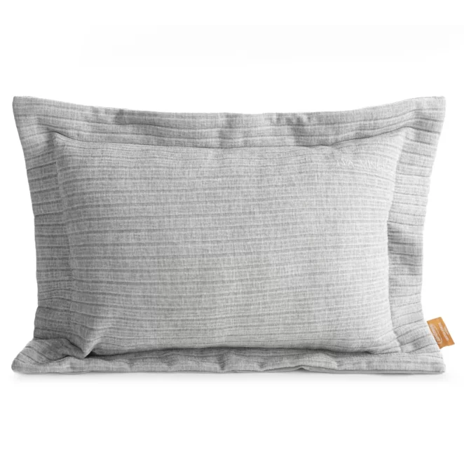 Poszewka na poduszkę 40x60 cm z szenilowej tkaniny srebrna w drobne prążki Eva Minge Elegante