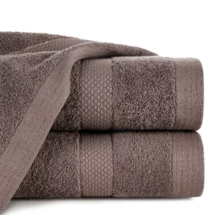 Ręcznik kąpielowy 70x140 cm bawełniany kolor jasnobrązowy z bordiurą w paseczki 500 g/m2 BARI