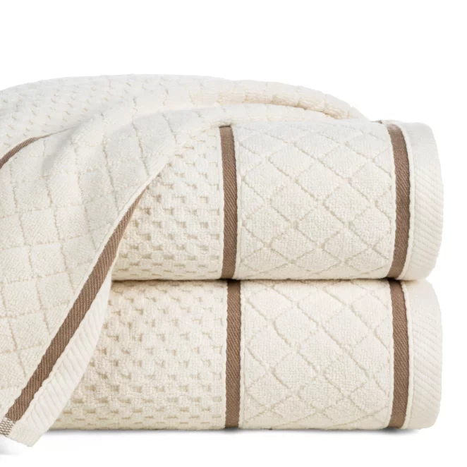 Ręcznik do rąk 30x50 cm bawełniany zero twist kremowy o ryżowej strukturze 550 g/m2 FAVORI