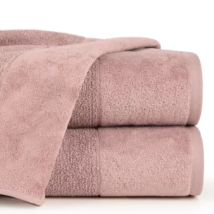 Ręcznik kąpielowy 50x90 cm bawełniany kolor pudrowy z bordiurą z weluru 500 g/m2 LUCY