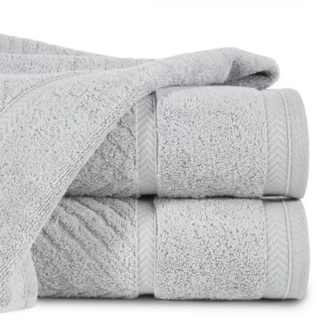 Ręcznik kąpielowy 50x90 cm bawełniany kolor srebrny ze wzorem zygzaka 500 g/m2 KALIA Reina Line
