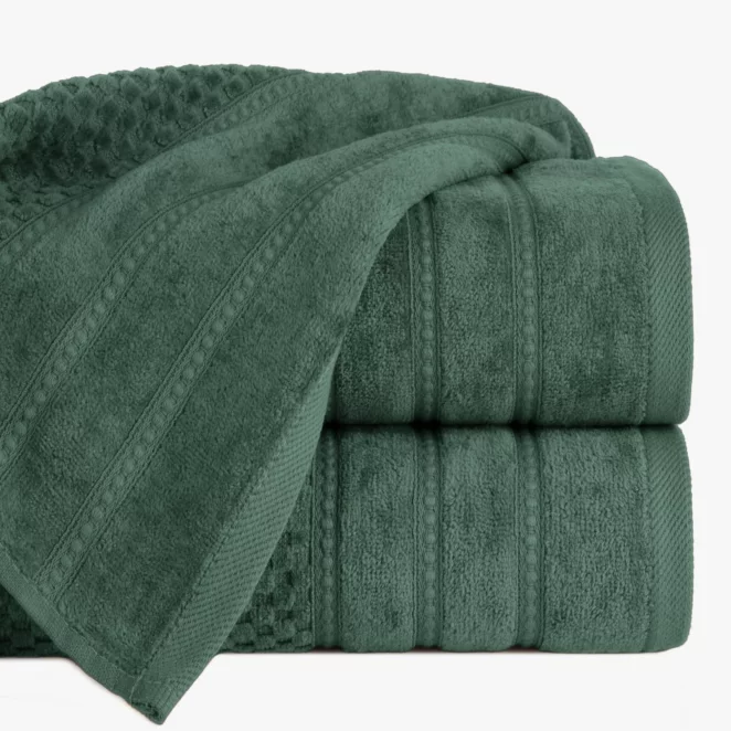 Ręcznik kąpielowy 50x90 cm bawełniany kolor zielony z ozdobną bordiurą w paseczki 500 g/m2 ADORE