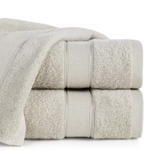 Ręcznik kąpielowy 50x90 cm bawełniany kolor beżowy z żakardową bordiurą z nowoczesnym złotym wzorem 500 g/m2 LIANA