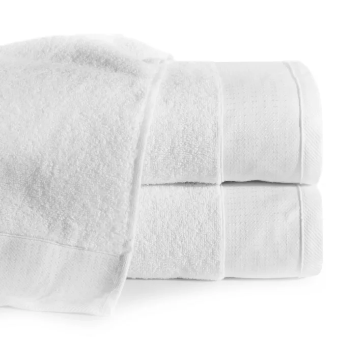 Ręcznik kąpielowy 50x90 cm bawełniany kolor biały z żakardową bordiurą z drobnymi punkcikami 480 g/m2 STELLA