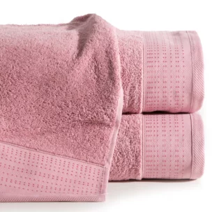 Ręcznik kąpielowy 50x90 cm bawełniany kolor pudrowy róż z żakardową bordiurą z drobnymi punkcikami 480 g/m2 STELLA