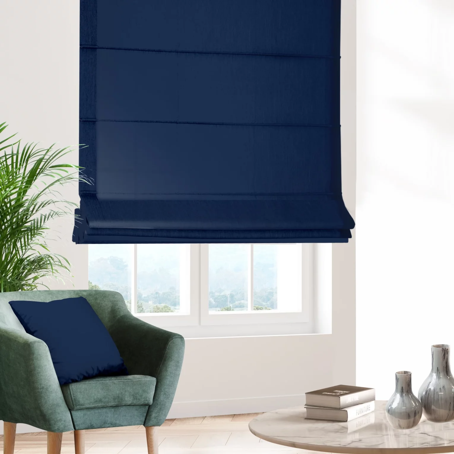 Roleta rzymska granatowa z gładkiej tkaniny typu blackout