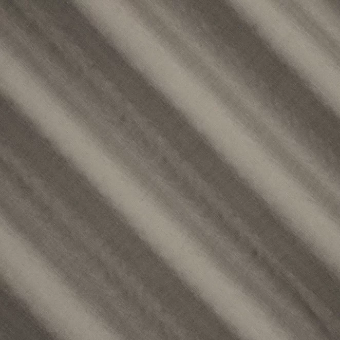R212/7 Zasłona szyta na taśmie 5 cm jasnobrązowa z tkaniny blackout zaciemniającej w 100% o naturalnej strukturze