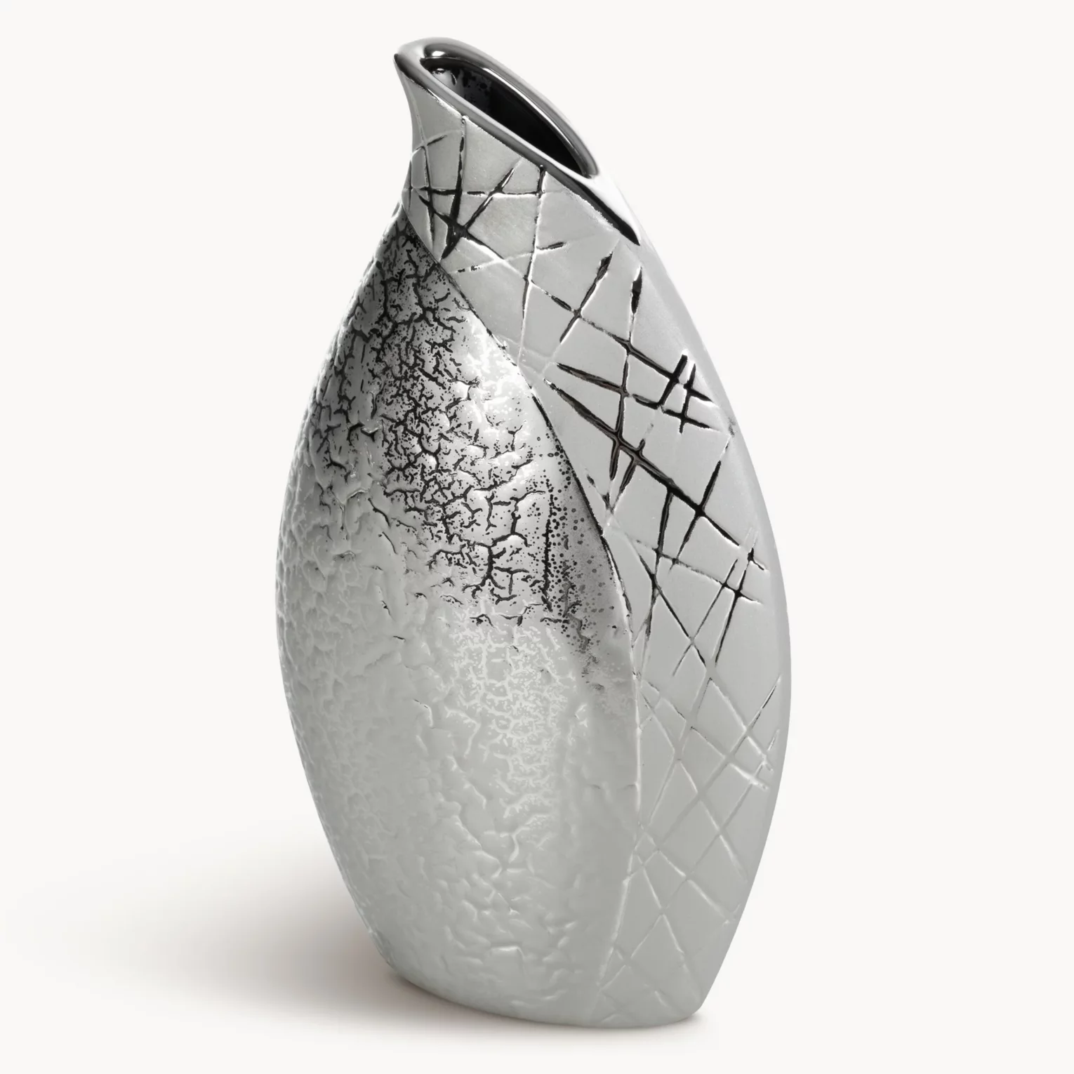 Wazon ceramiczny srebrny łączący strukturalną powierzchnie z lśniącym wzorem 15x8x26 cm ALIRA