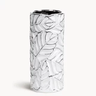 Wazon ceramiczny srebrny z tłoczonym wzorem liści 11x11x25 cm MIRIAM