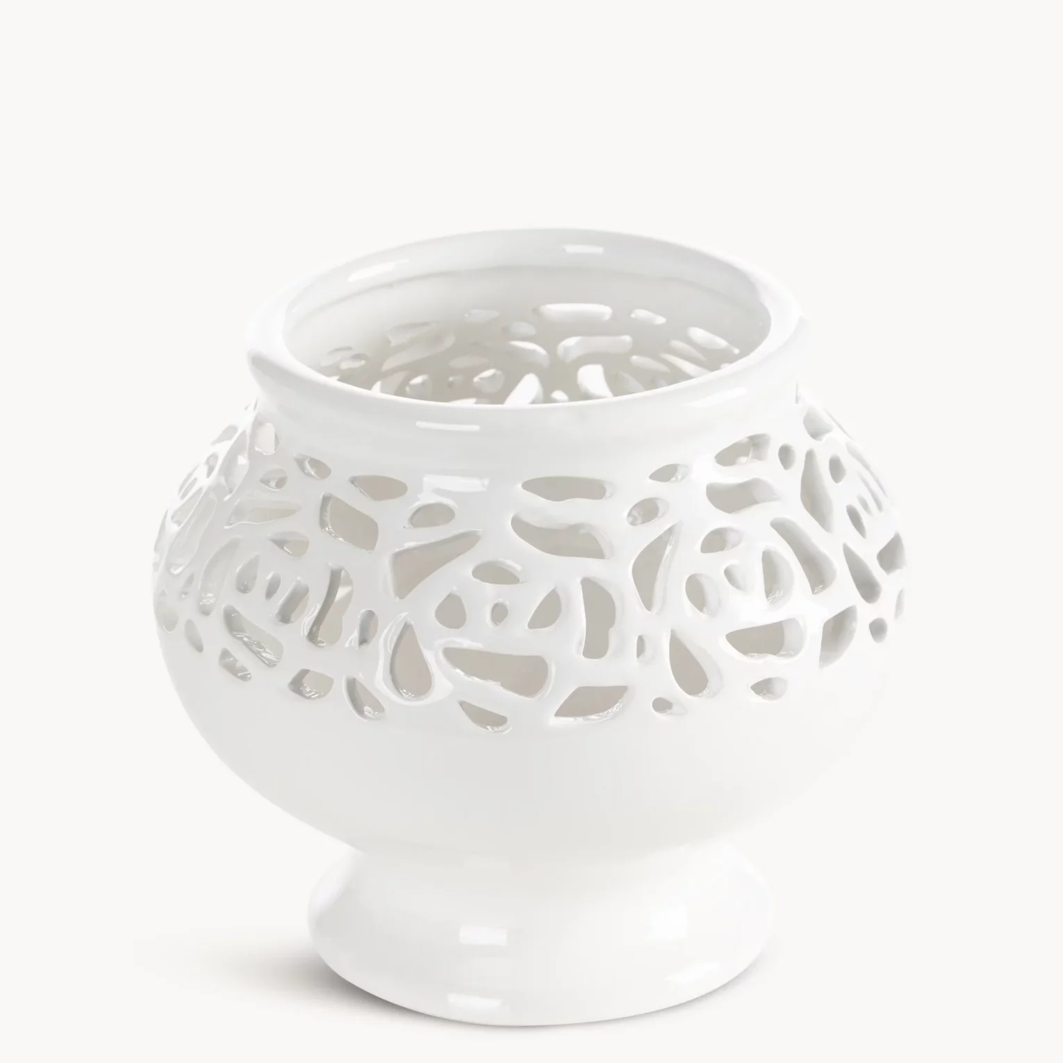 Wazon dekoracyjny kremowy wykończony ażurowym wzorem 16x14 cm CELIA