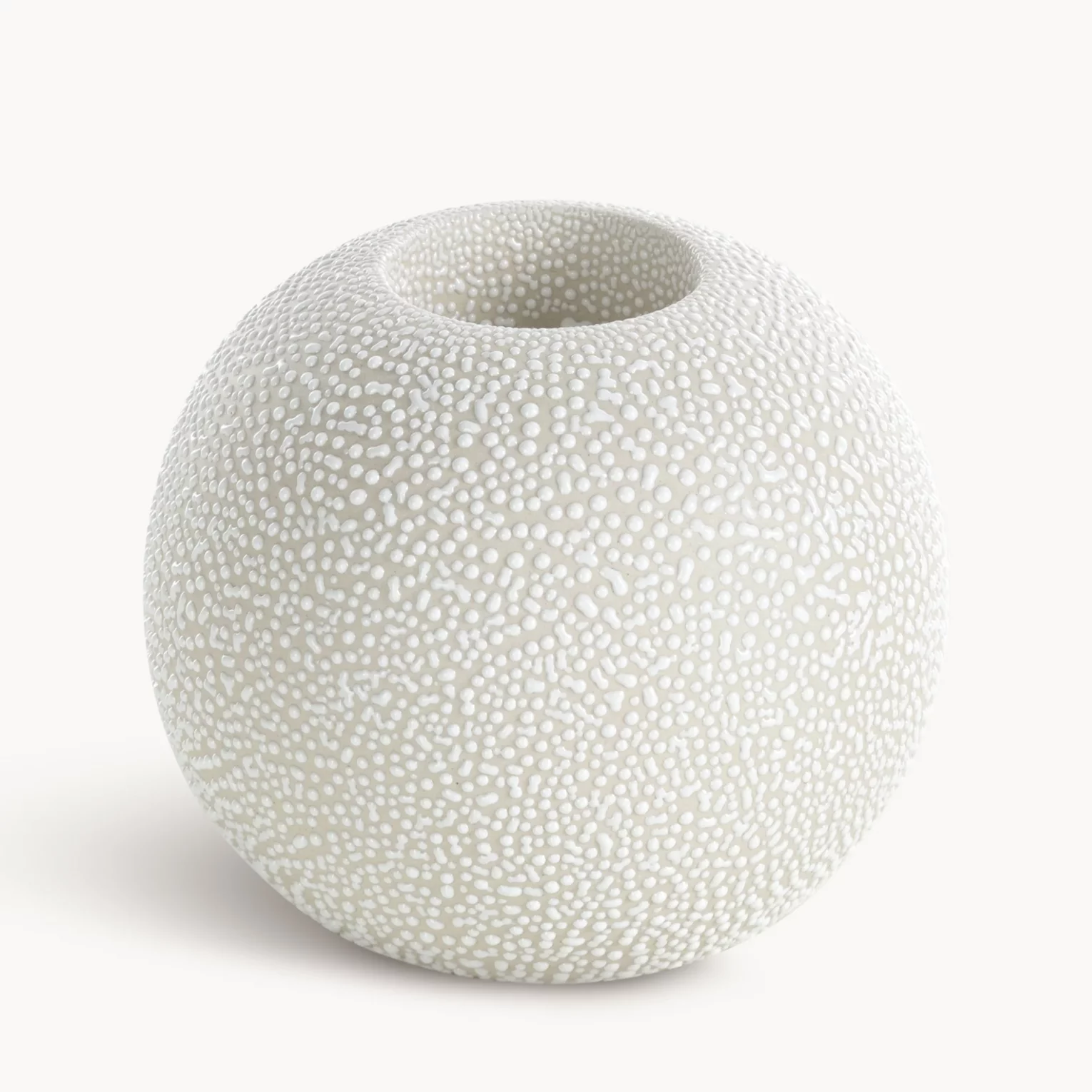 Świecznik ceramiczny kremowy  z efektem rosy średnica 11x10 cm RISO