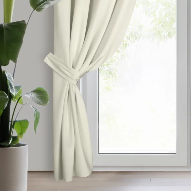 Zasłona welwetowa kremowa, troczek w zestawie 140x270 cm przelotka - ANTARA