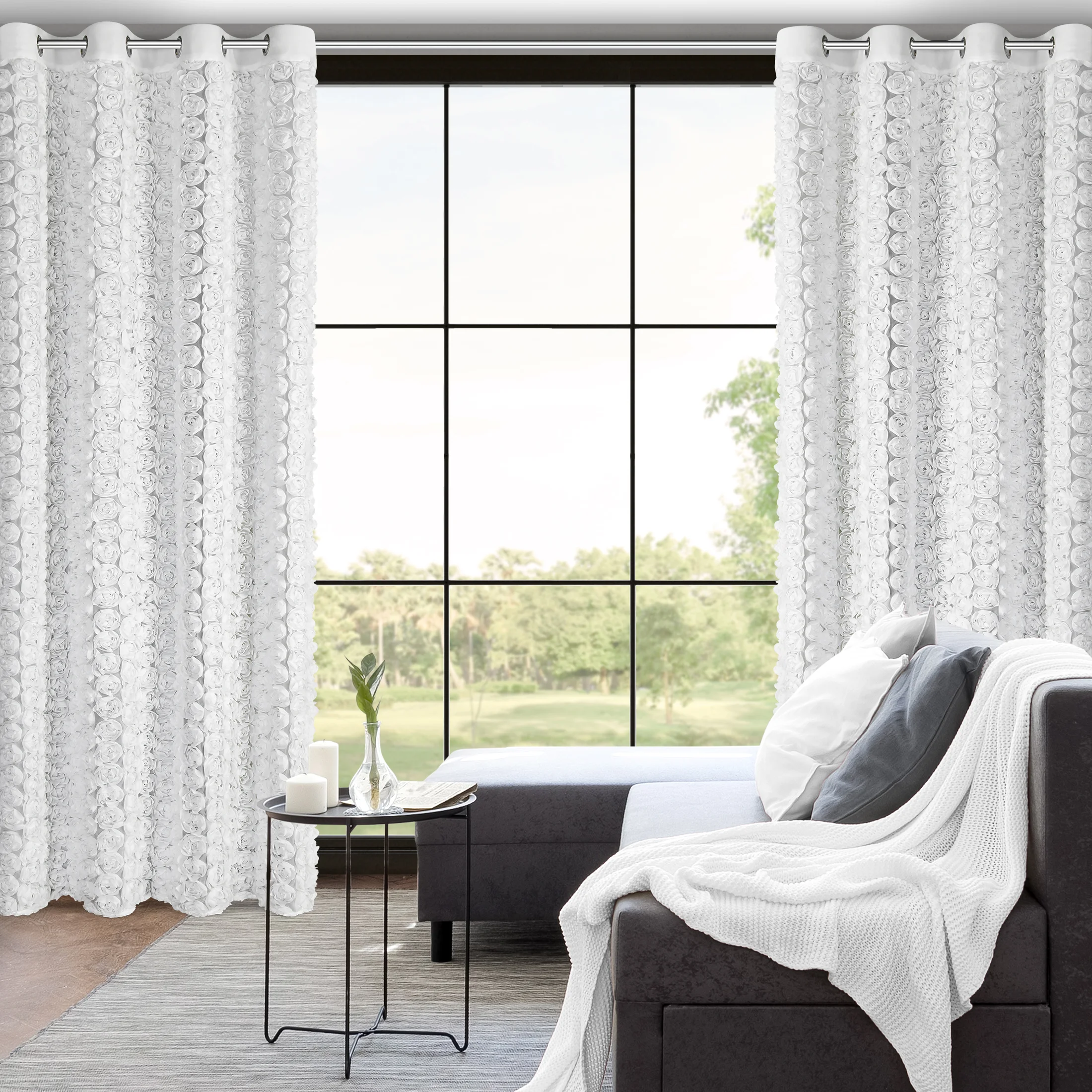 Zasłona biała z szyfonu zdobiona różami 3D 140x250 cm przelotka - ROSES Eva Minge