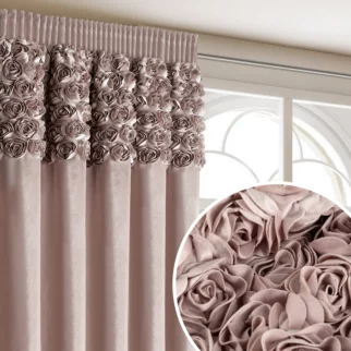 Zasłona pudrowa z welwetu zdobiona aplikacją 3D róż 140x270 cm taśma - ROSES Eva Minge