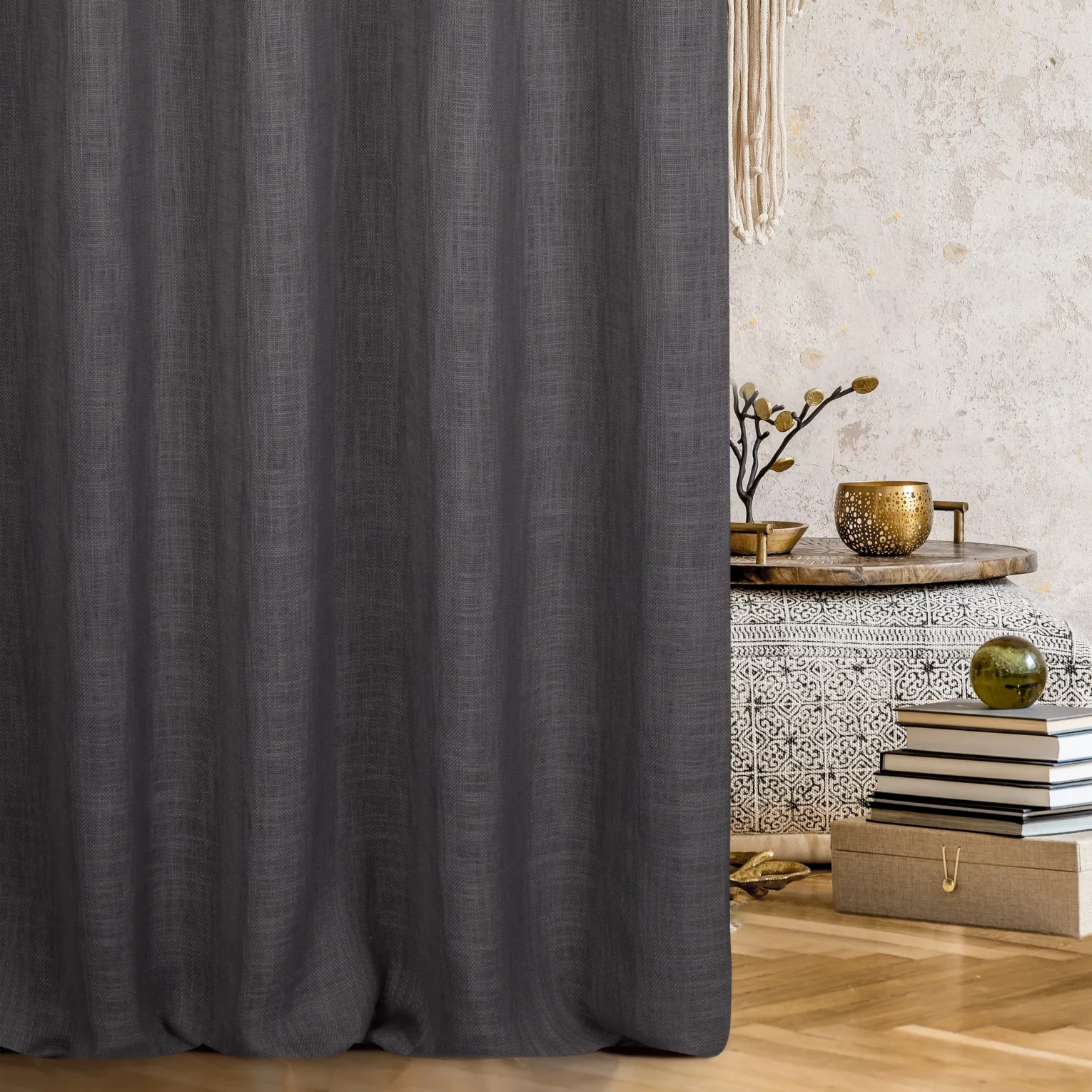 Zasłona szyta na flexach grafitowa o naturalnym, luźnym splocie w stylu eko