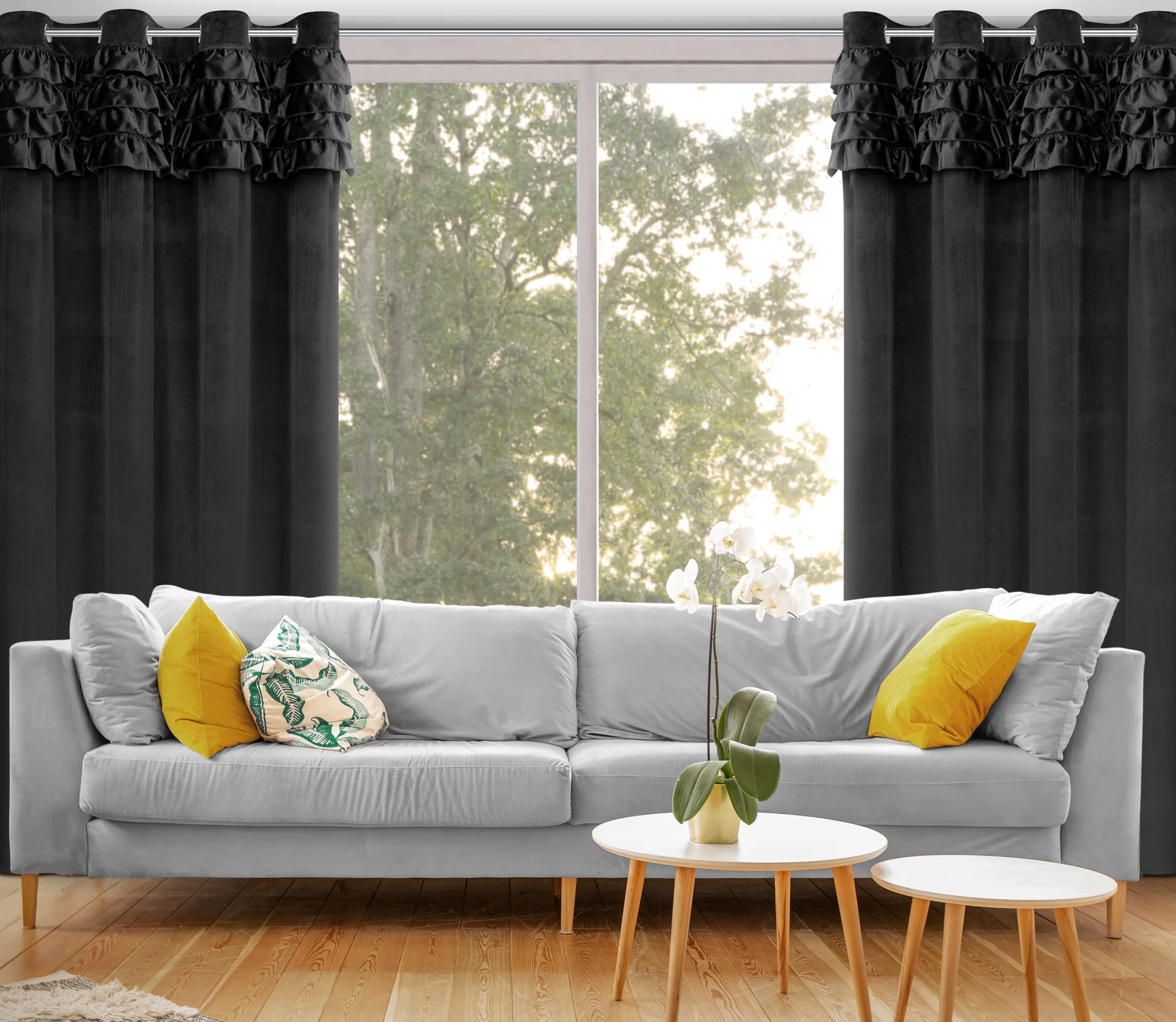 Zasłona welwetowa czarna zdobiona falbanami 140x250 cm przelotka - ERIN