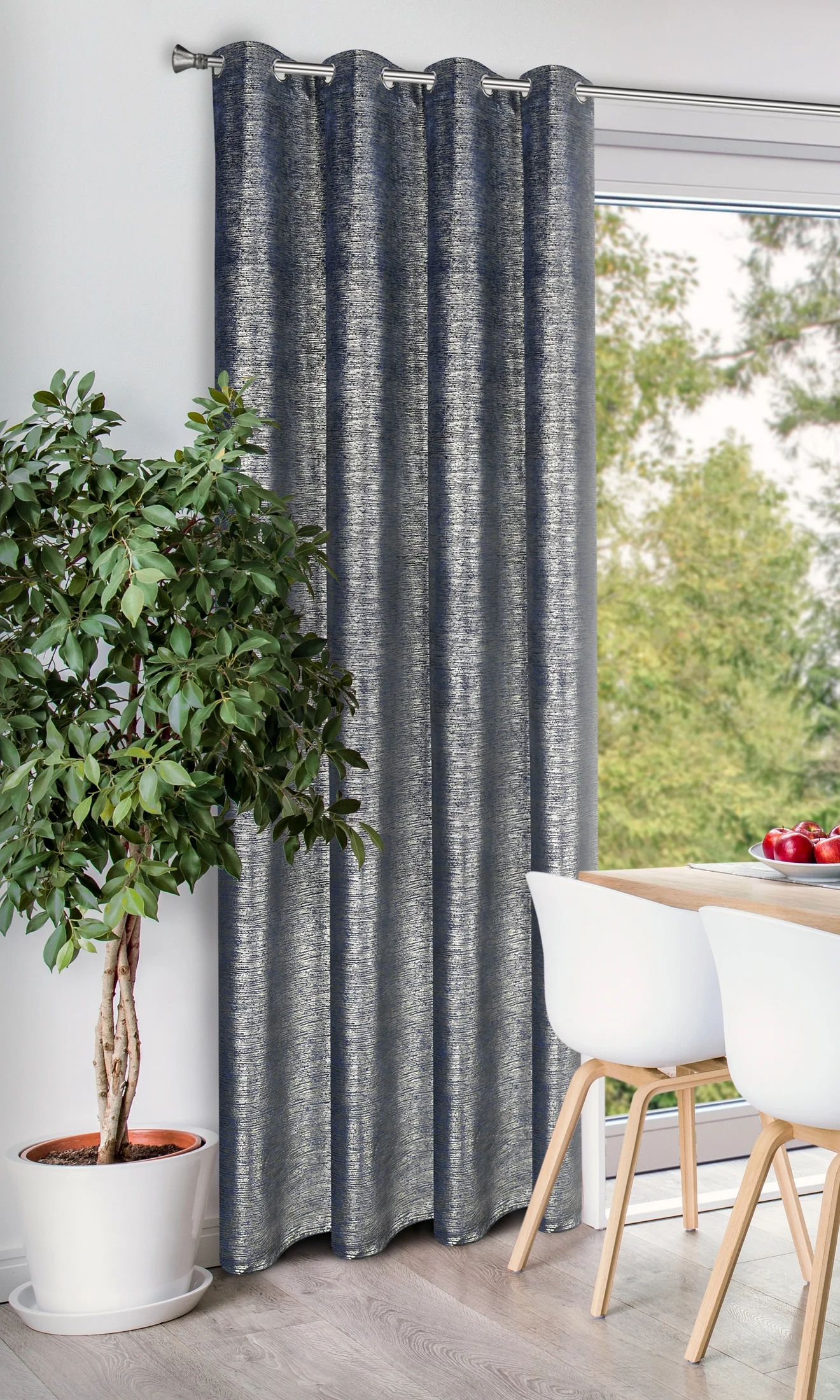 Zasłona welwetowa granatowa z prążkowanym złotym wzorem 140x250 cm przelotka - AMABEL