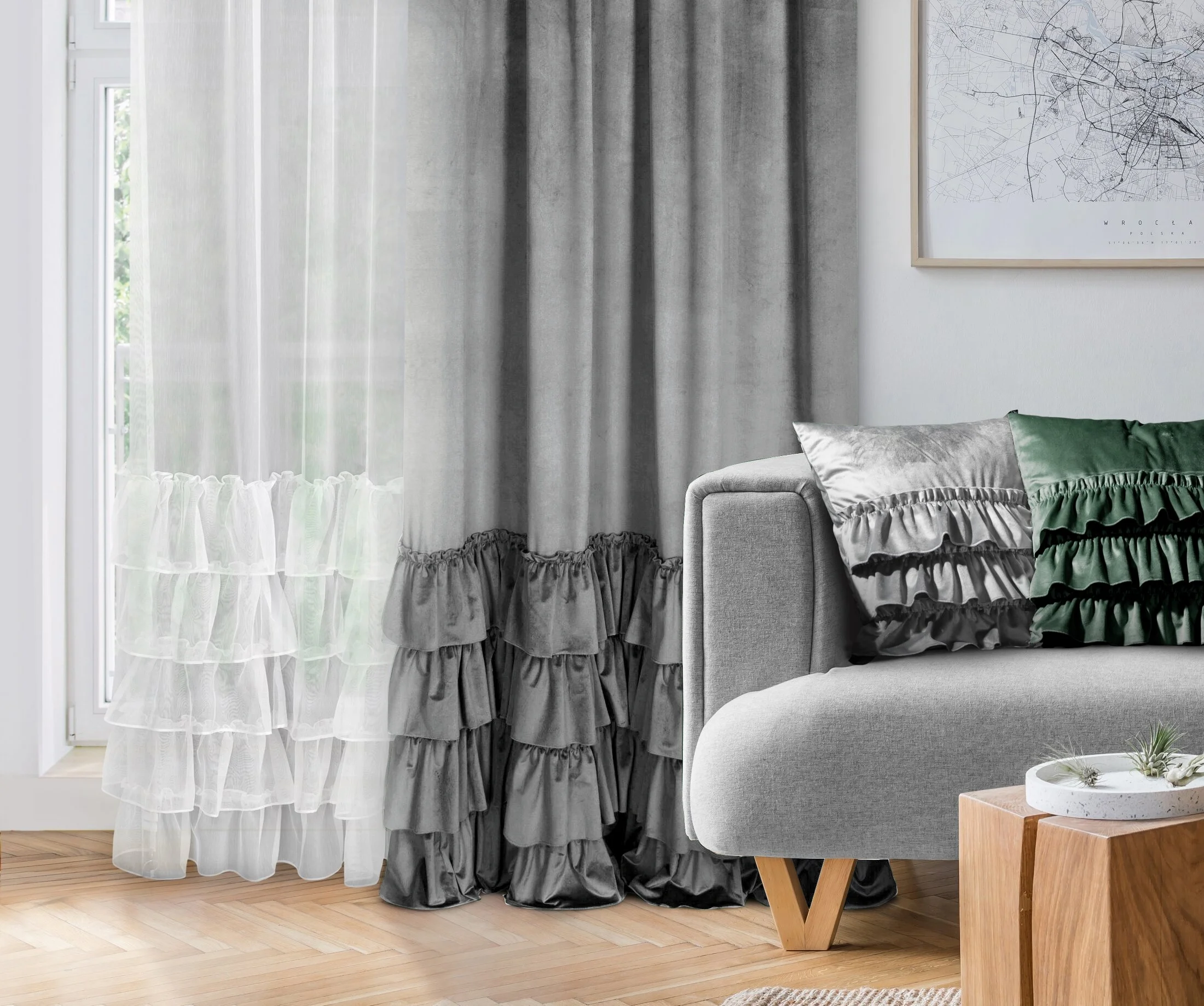 Zasłona welwetowa stalowa zdobiona falbanami 140x250 przelotka - CHARLOTTE 1